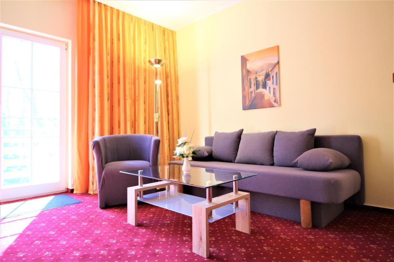 Parkhotel Klueschenberg 플라우암시 외부 사진