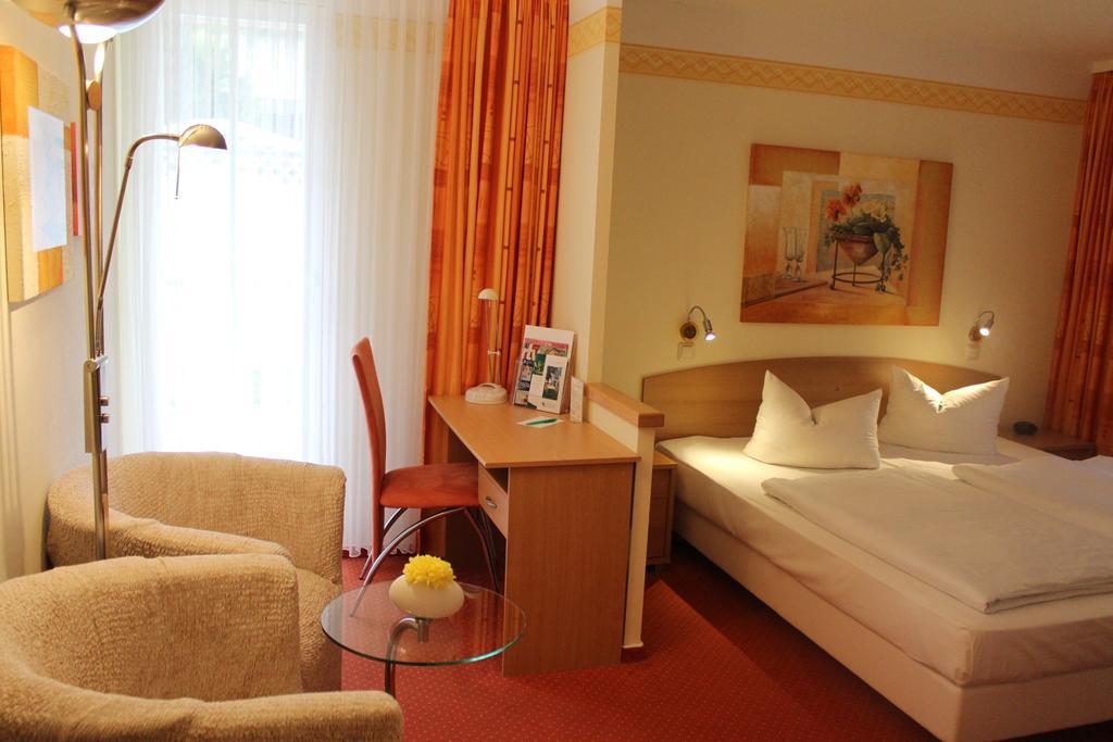 Parkhotel Klueschenberg 플라우암시 객실 사진