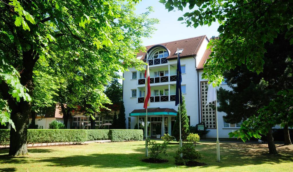 Parkhotel Klueschenberg 플라우암시 외부 사진