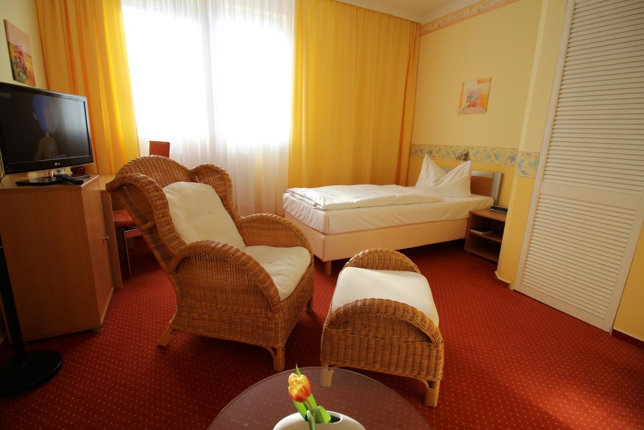 Parkhotel Klueschenberg 플라우암시 외부 사진